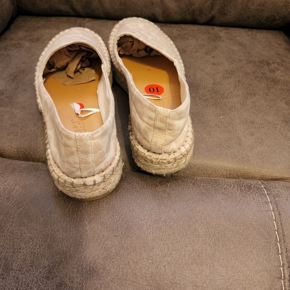 Splendid Animal Print Canvas Espadrilles - Picture 3 of 6